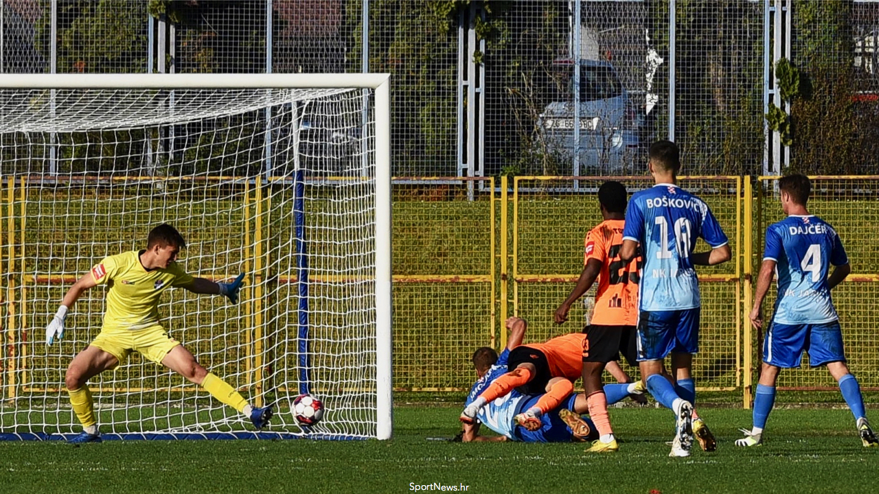 Šibenik je protutnjao Zaprešićem, tri gola u mreži Jaruna lansirali su ga ne čelo tablice ispred Zrinskog .